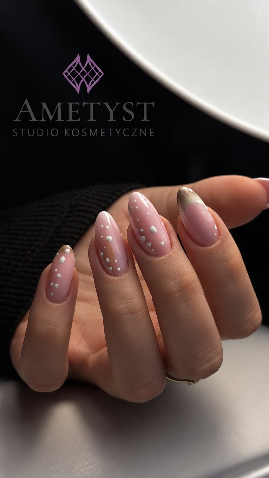 Stylizacja paznokci w Studio Ametyst — realizacja 1